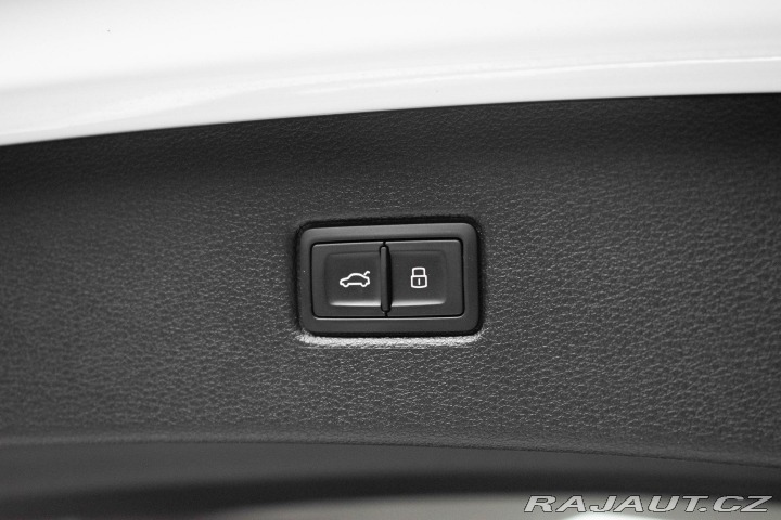 Audi Q7 50 TDI S-LINE*AIR*TAŽNÉ*D 2022