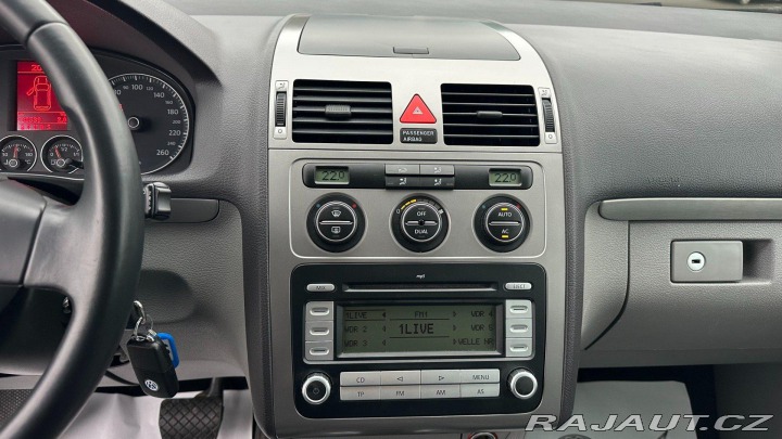 Volkswagen Touran 1.4TSi 125kW *Stav*DSG*AL 2007