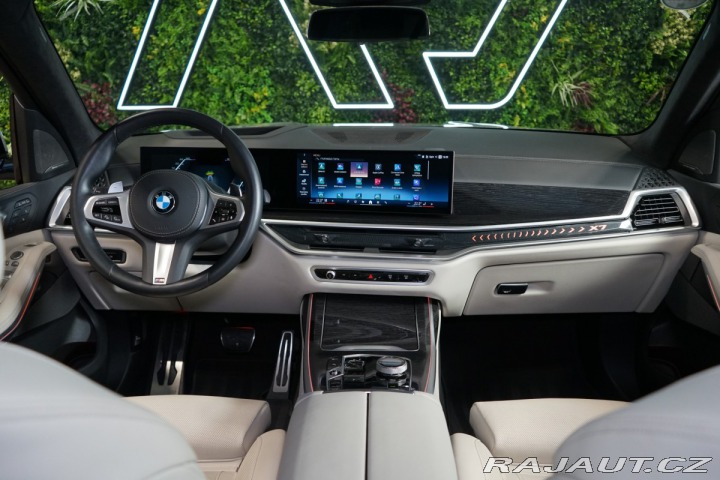BMW X7 40i*xDRIVE*MASÁŽ*NEZ.TOP* 2023