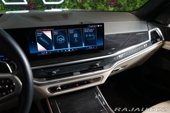 BMW X7 40i*xDRIVE*MASÁŽ*NEZ.TOP* 2023