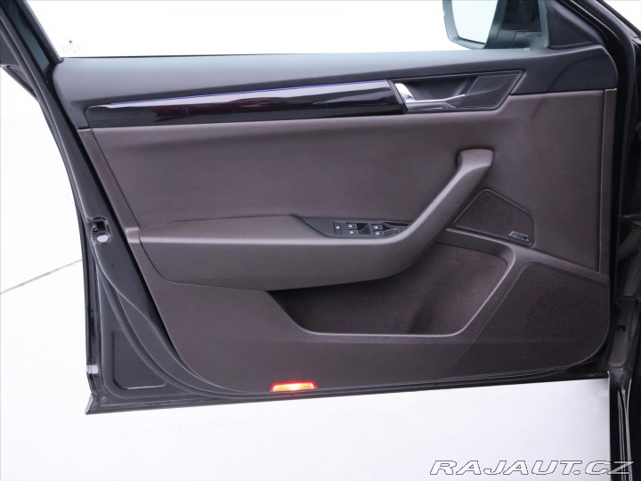 Škoda Superb 2,0 TDI 140kW DSG L&K 2016