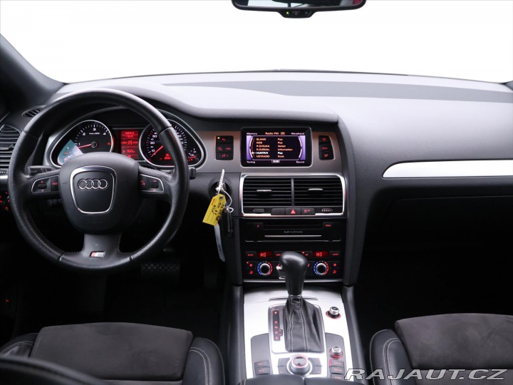 Audi Q7 3,0 TDI 176kW Quattro CZ 2010