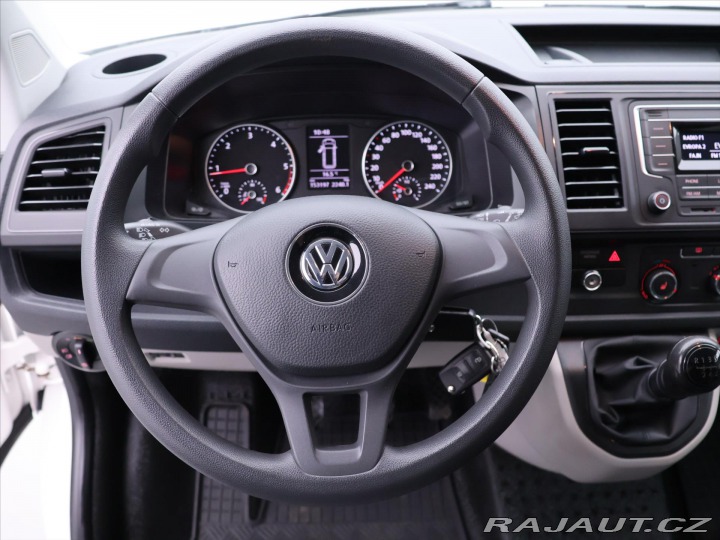 Volkswagen Transporter 2,0 TDI 110kW 8-Míst CZ 2019