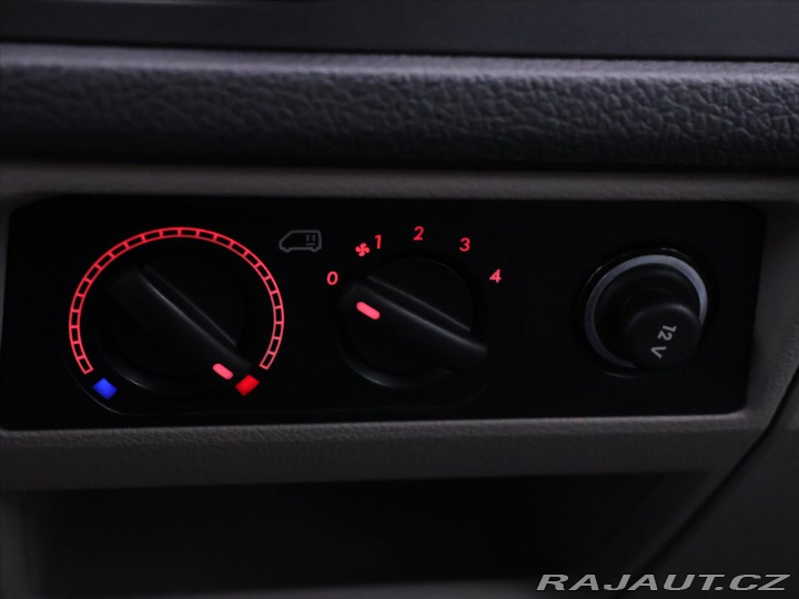 Volkswagen Transporter 2,0 TDI 110kW 8-Míst CZ 2019