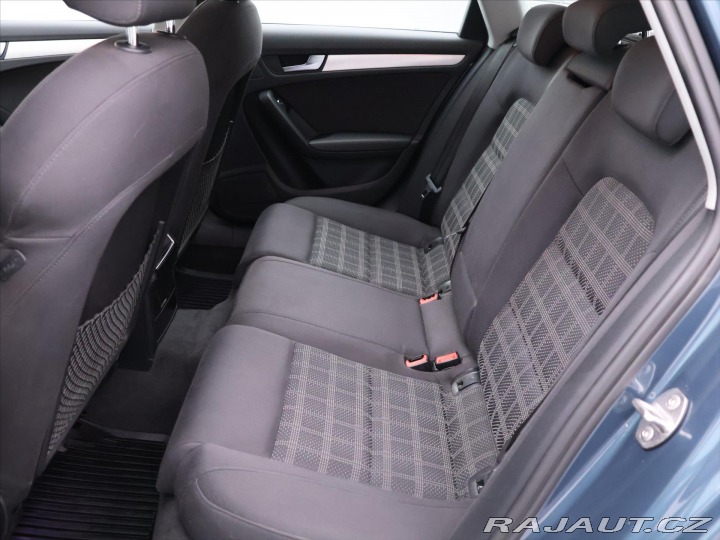 Audi A4 2,0 TDI Quattro S-line S- 2015