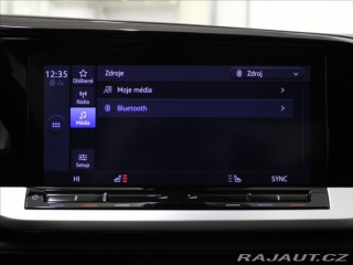 Ford Tourneo Connect 2,0 TDCi Titanium 5L.Záru 2023