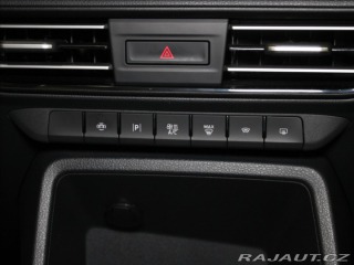 Ford Tourneo Connect 2,0 TDCi Titanium 5L.Záru 2023