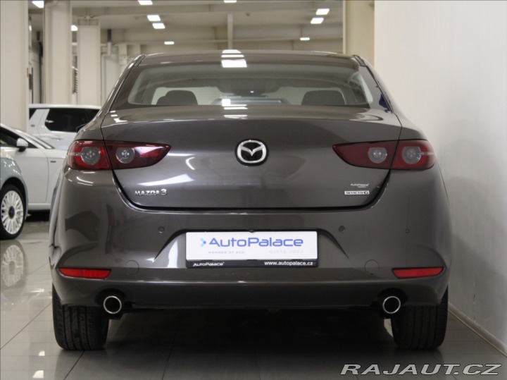 Mazda 3 2,0 G122 Plus NAVI 70tkm. 2019