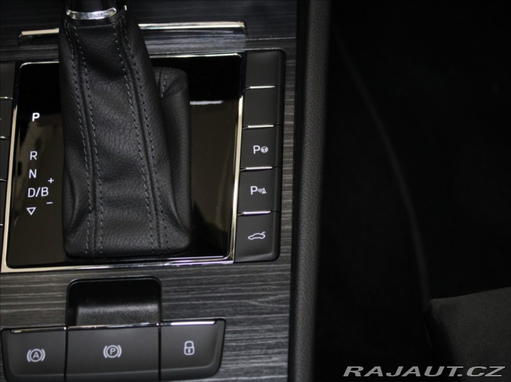 Škoda Superb 1,4 PHEV Style.Pano.DCC.T 2021