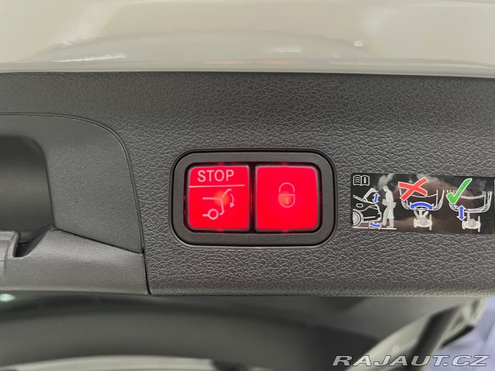 Mercedes-Benz Ostatní modely 450d 4MATIC AMG WEBASTO, 2025