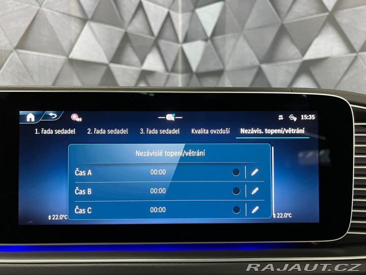 Mercedes-Benz Ostatní modely 450d 4MATIC AMG PANORAMA 2025