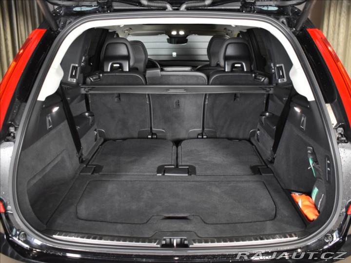 Volvo XC90 2,0 B5 AWD ULT. Pano,Vzdu 2023