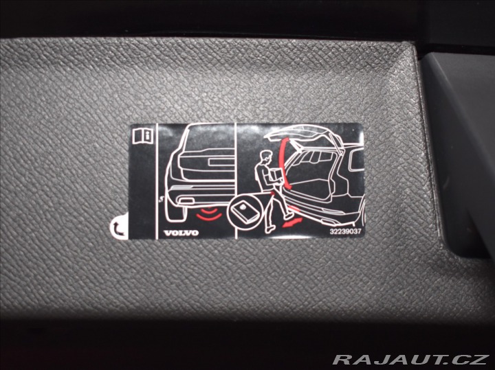 Volvo XC90 2,0 B5 AWD ULT. Pano,Vzdu 2023