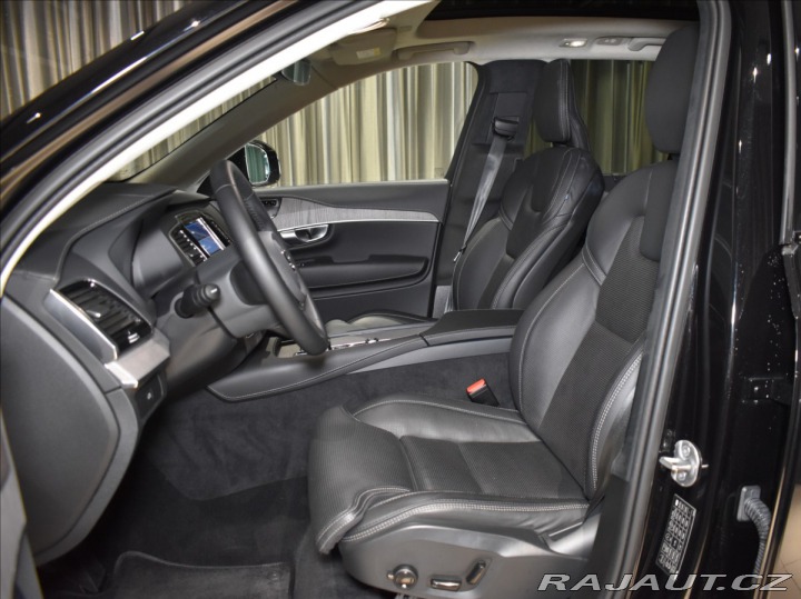 Volvo XC90 2,0 B5 AWD ULT. Pano,Vzdu 2023