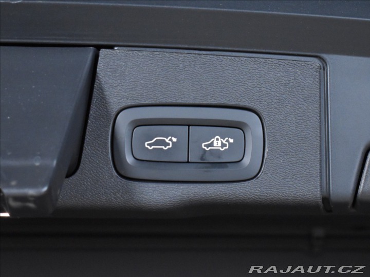 Volvo XC60 2,0 T6 AWD Plus Pano,Vent 2025