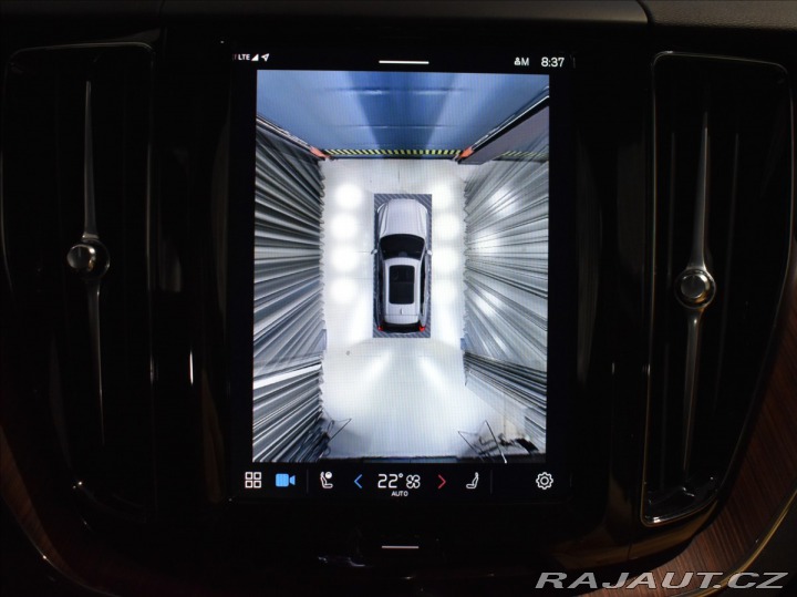 Volvo XC60 2,0 T6 AWD Plus Pano,Vent 2025