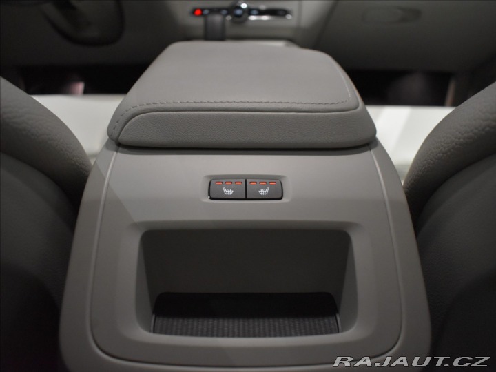 Volvo XC60 2,0 B5 AWD Plus BLIS,Bezk 2025