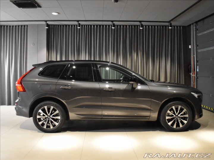 Volvo XC60 2,0 B5 AWD Plus BLIS,Bezk 2025