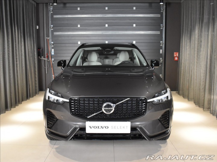 Volvo XC60 2,0 B5 AWD Plus BLIS,Bezk 2025