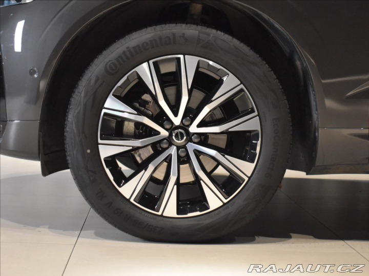 Volvo XC60 2,0 B5 AWD Plus BLIS,Bezk 2025