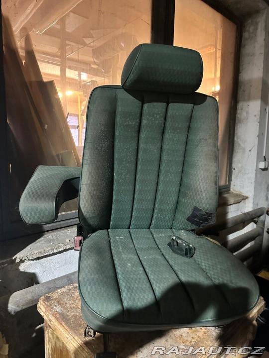 Mercedes-Benz Ostatní modely 2,5 W201 - 190 automat 1800