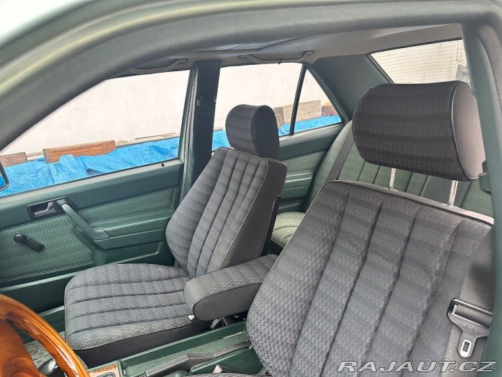 Mercedes-Benz Ostatní modely 2,5 W201 - 190 automat 1800