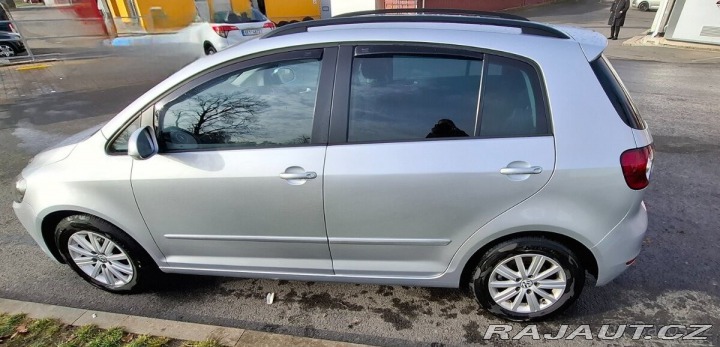 Volkswagen Golf 1,6 PLUS 2011