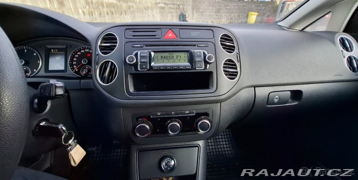 Volkswagen Golf 1,6 PLUS 2011