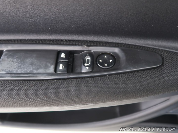 Citroën C4 1.4i,65kW,Manuál 2005