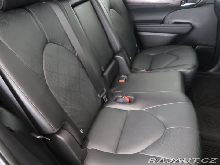 Toyota Highlander 2.5 HEV 4x4, Exekutive sk 2025