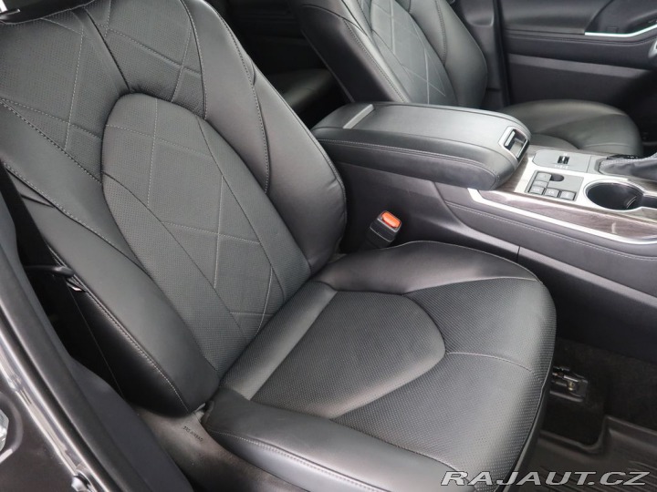 Toyota Highlander 2.5 HEV 4x4, Exekutive sk 2025