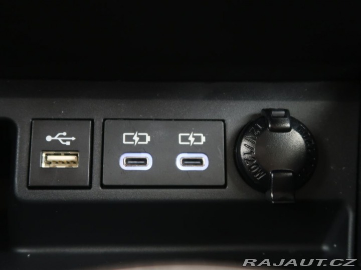 Toyota Highlander 2.5 HEV 4x4, Exekutive sk 2025