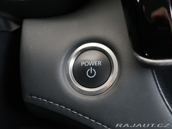 Toyota Highlander 2.5 HEV 4x4, Exekutive sk 2025