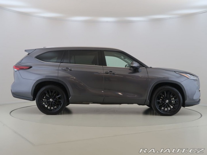 Toyota Highlander 2.5 HEV 4x4, Exekutive sk 2025