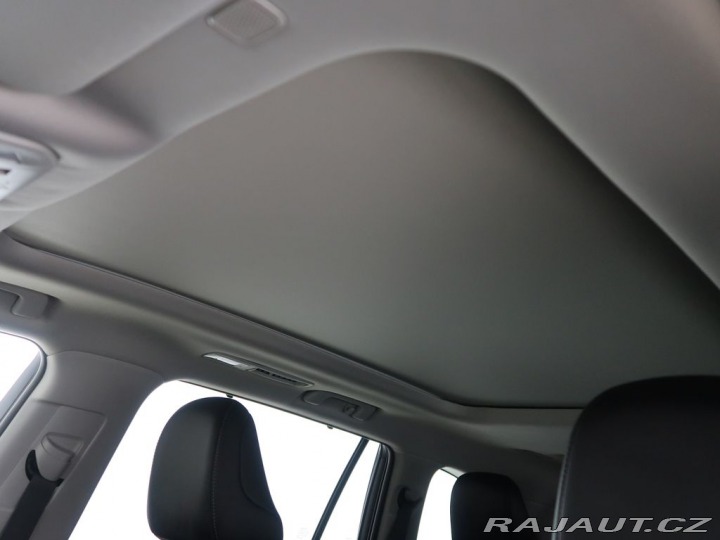 Toyota Highlander 2.5 HEV 4x4, Exekutive sk 2025