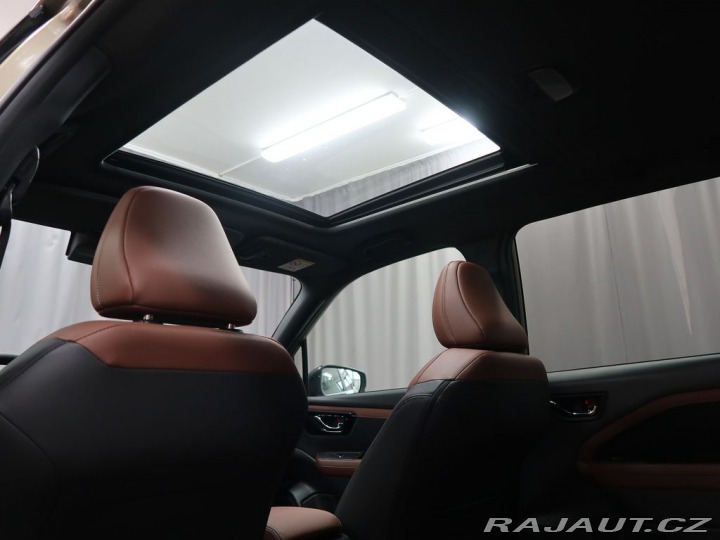 Subaru Forester 4x4 TOURING. Květen + úvě 2026