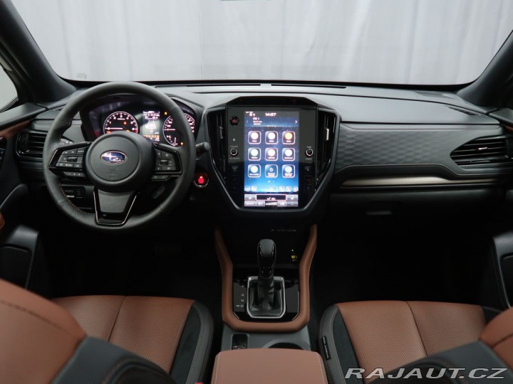 Subaru Forester 4x4 TOURING + zimní kompl 2025