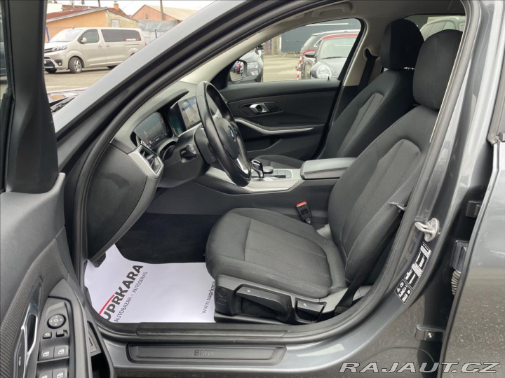 BMW 3 2,0 320d xDrive LED*Navi* 2021