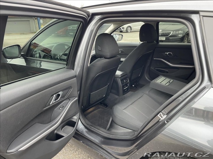 BMW 3 2,0 320d xDrive LED*Navi* 2021