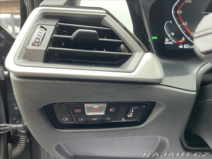 BMW 3 2,0 320d xDrive LED*Navi* 2021