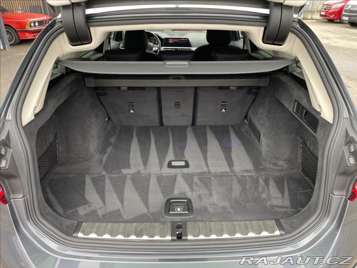 BMW 3 2,0 320d xDrive LED*Navi* 2021