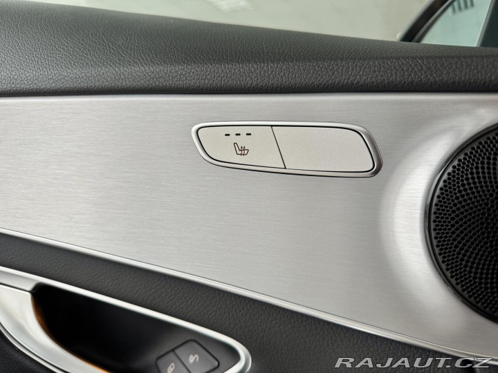 Mercedes-Benz C 220d 4Matic AMG*REZERVACE 2017