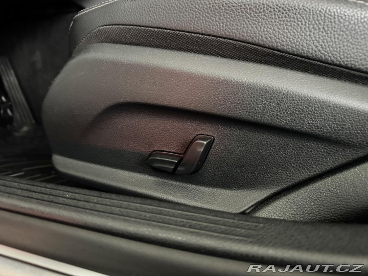 Mercedes-Benz C 220d 4Matic AMG*REZERVACE 2017