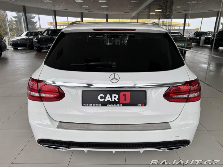 Mercedes-Benz C 220d 4Matic AMG*REZERVACE 2017