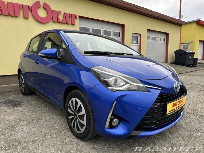 Toyota Yaris 1.5 Hybrid 74kW/1Maj/Kam
