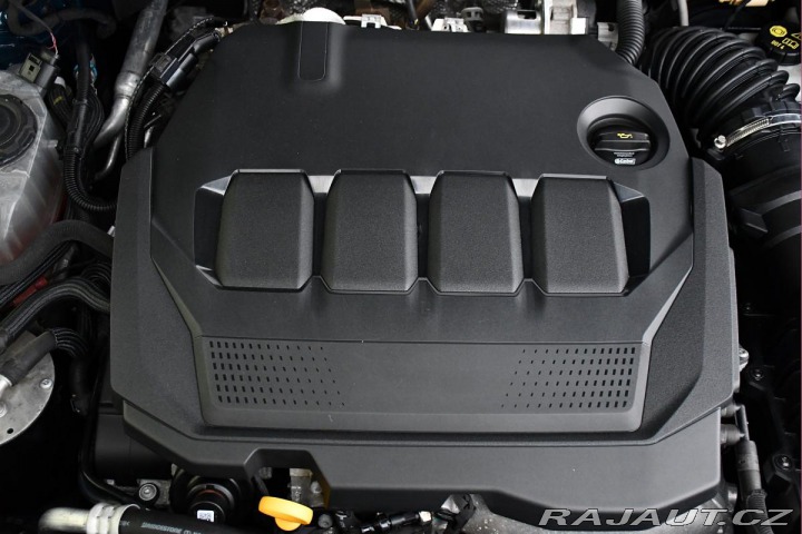 Škoda Octavia 2.0TDi STYLE TAŽNÉ ZADÁNO 2020