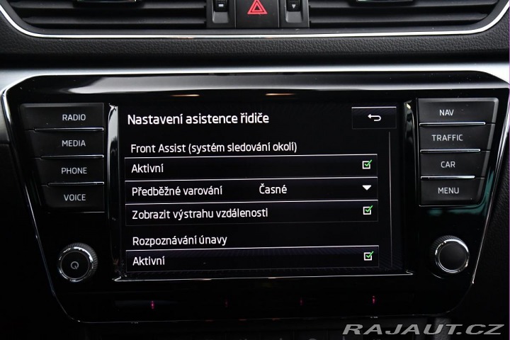 Škoda Superb 2.0TDi NAVI CARPLAY 4X4 Č 2017