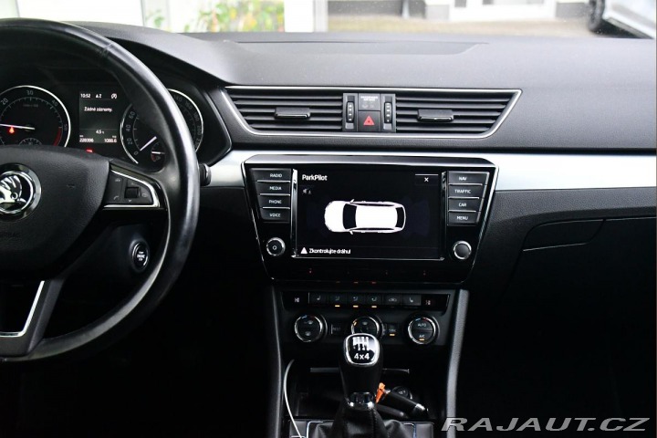 Škoda Superb 2.0TDi NAVI CARPLAY 4X4 Č 2017