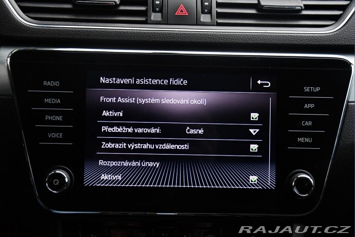 Škoda Superb 2.0TDi DSG TAŽNÉ 2xKOLA Č 2018