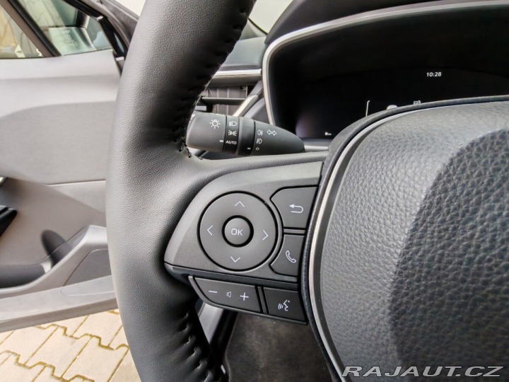 Toyota Corolla Cross 2.0 Hybrid (197 k) Style 2024